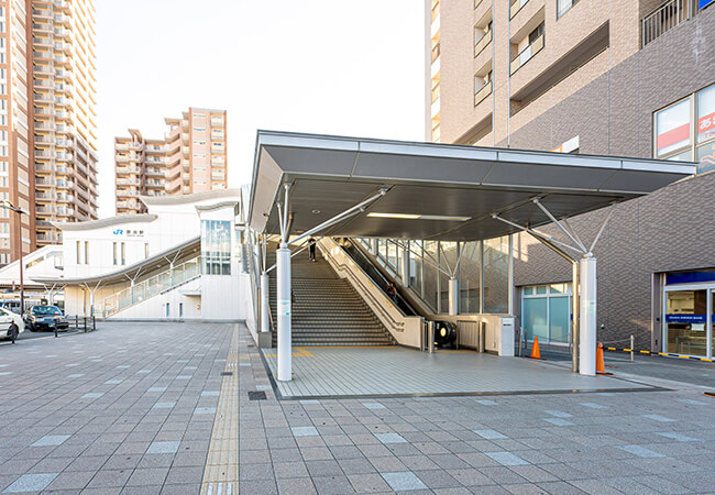 JR放出駅前すぐの立地